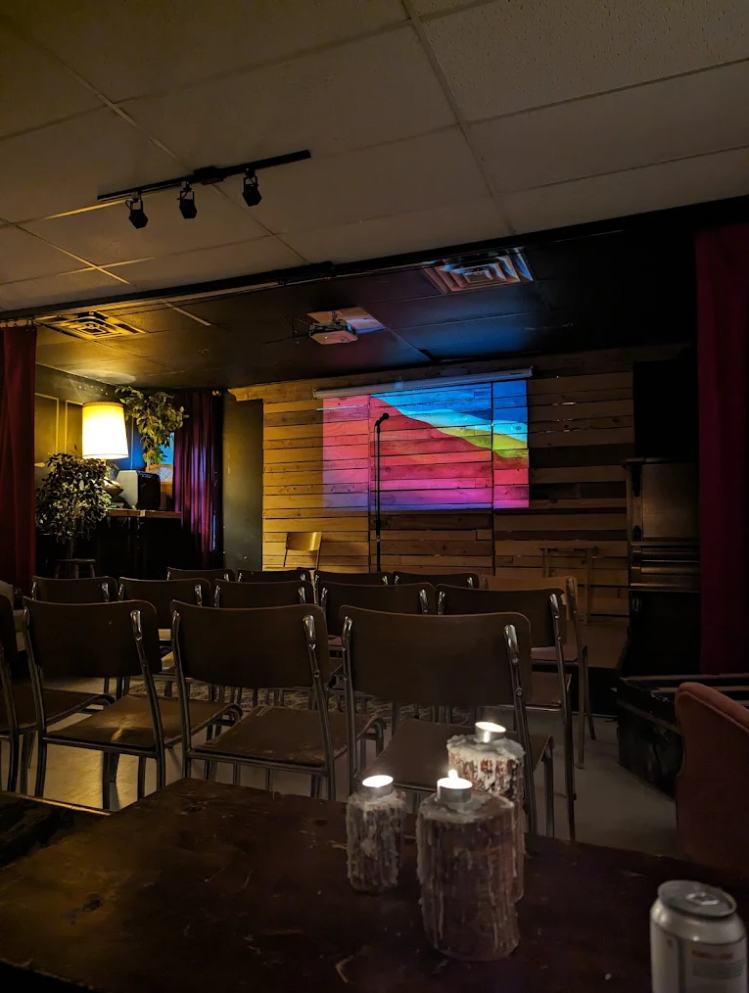 China Cloud Studio Vancouver | Intimate live performance setting | Homes Almanac