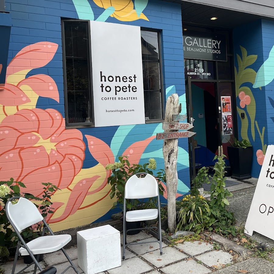 Honest to Pete coffee roaster exterior